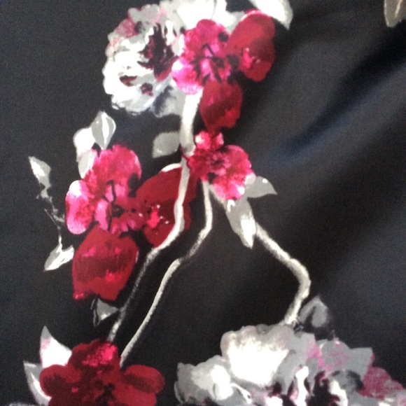 WHBM Floral Satin Pencil Skirt - Picture 2 of 5